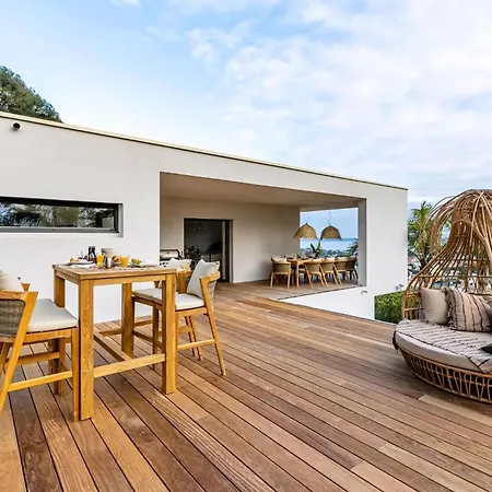 Ferienhaus Contemporary With Hillside Views Carqueiranne